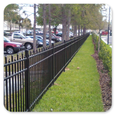 Alternating Spear Top Aluminum Fence