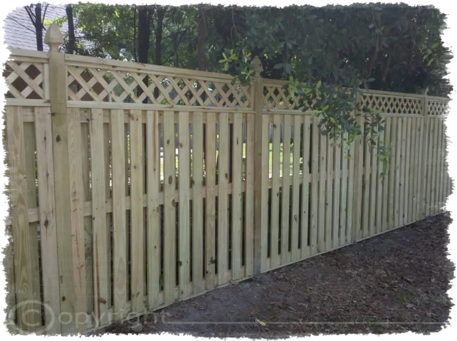 Shadowbox Lattice Craftman's Wood Fence in Windermere FL by Gifford Fence