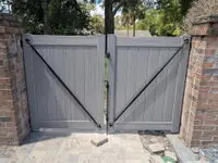 Catalyst Coastal Cedar Wood Look Vinyl Privacy Double Gate Inside